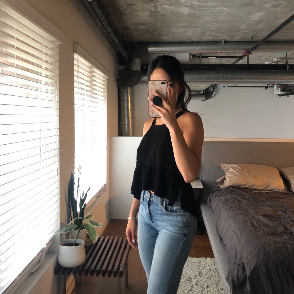 Stone Cold Fox Liam Crop Top